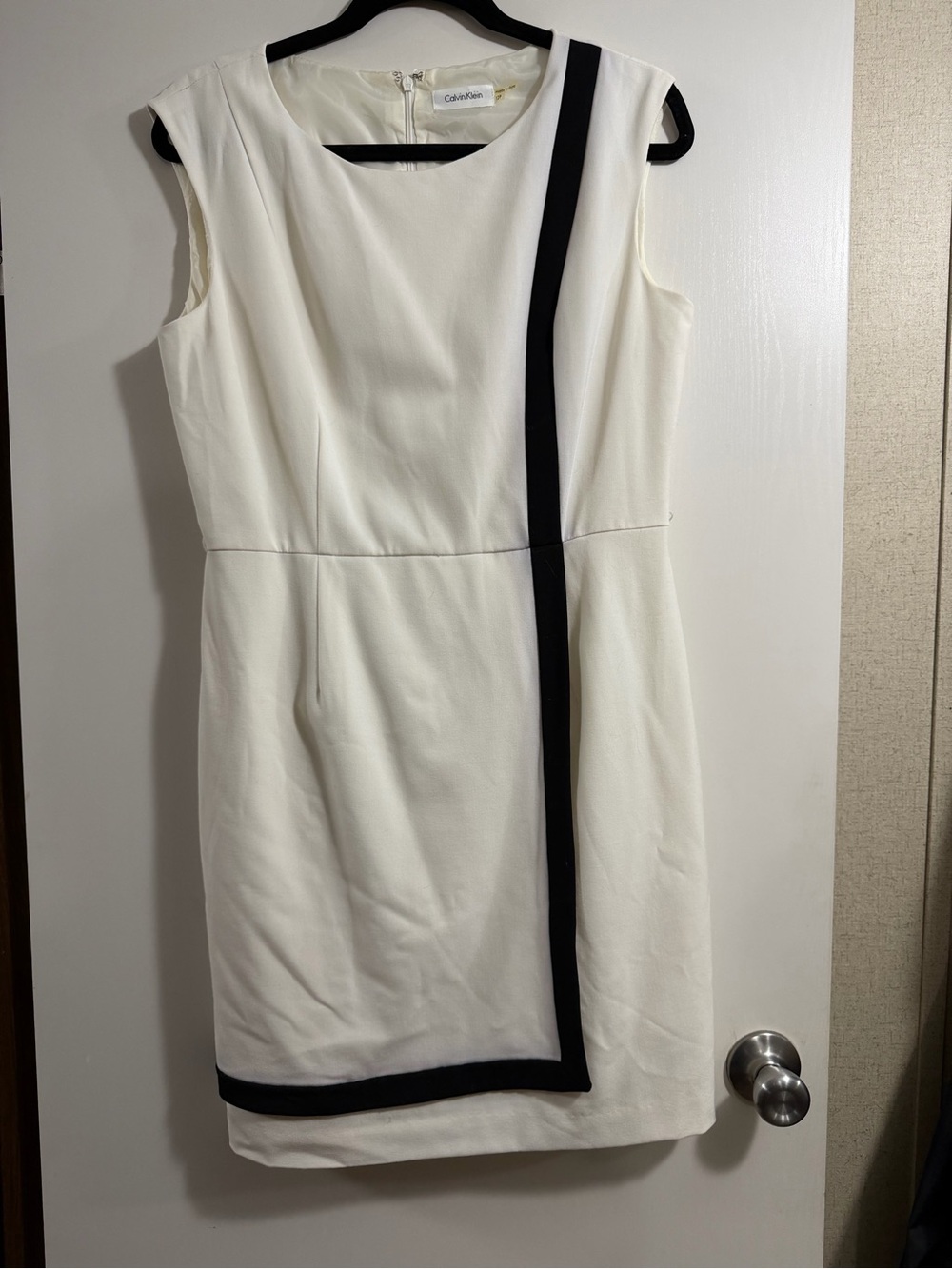Calvin Klein Cream Sleeveless Sheath Dress with Black Accent Trim